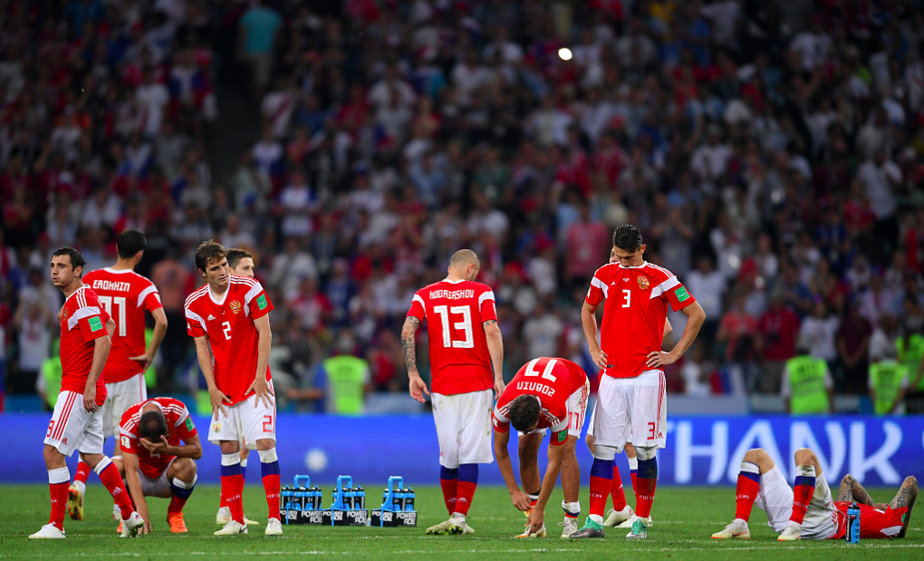 里程碑夜亚特兰大遗憾出局；欧篮联今晚刷纪录；话题不断；更衣室氛围转暖(意甲亚特兰大最新消息)-尊龙官网