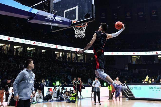 包含CBA常规赛赛前再迎强敌，克里夫兰骑士完成体检，主帅态度：目标明确，控场能力受关注的词条-尊龙体育